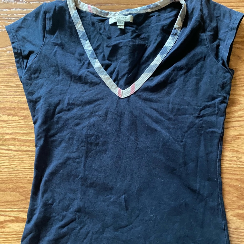 Burberry navy nova check Trim v neck top t shirt